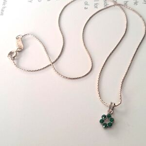 ❤️❤️❤️925 sterling silver Magnolia necklace